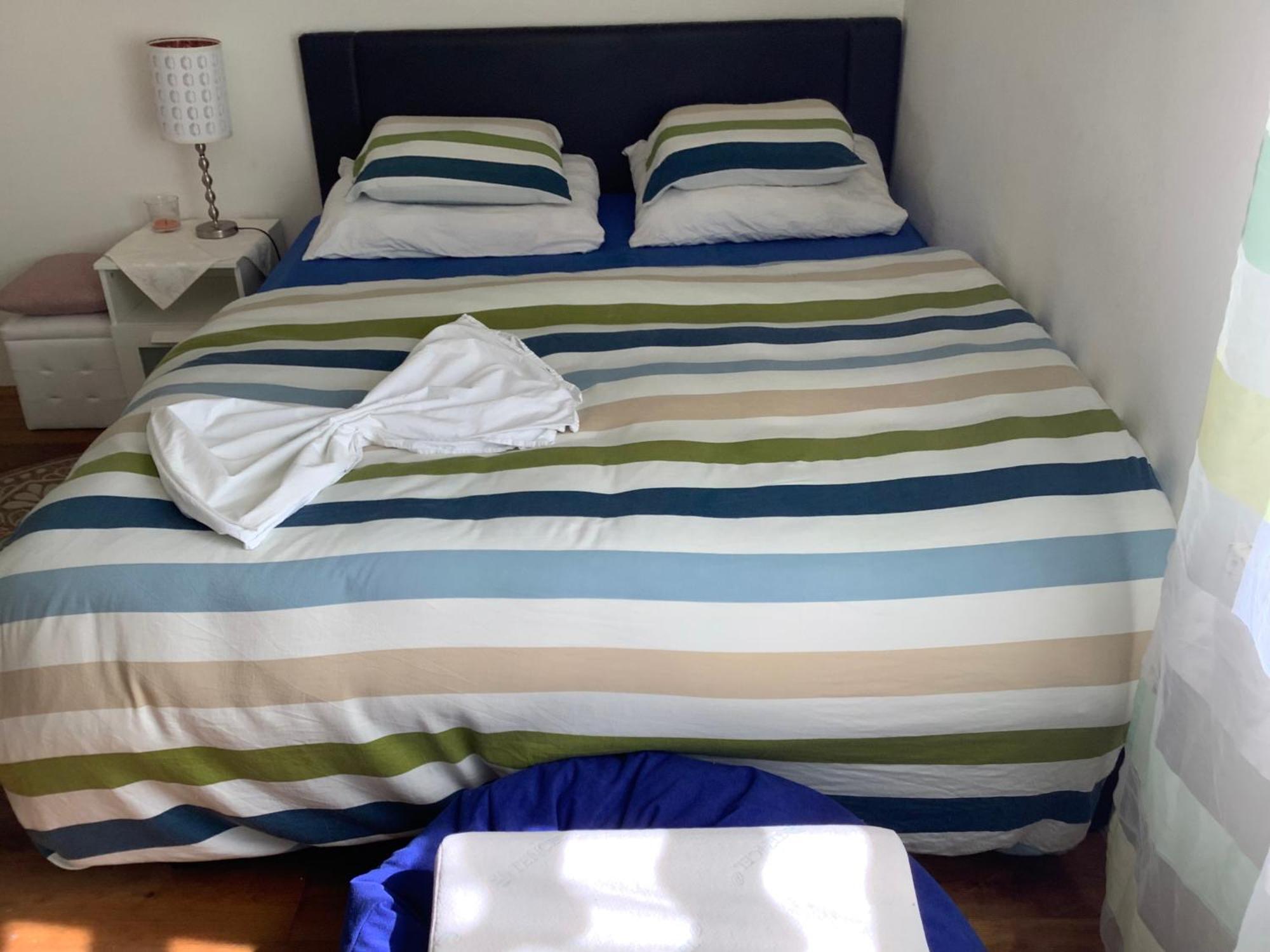 Chambre Spacieuse Et Confortable Avec Ecran Plat Oetwil an Der Limmat 外观 照片